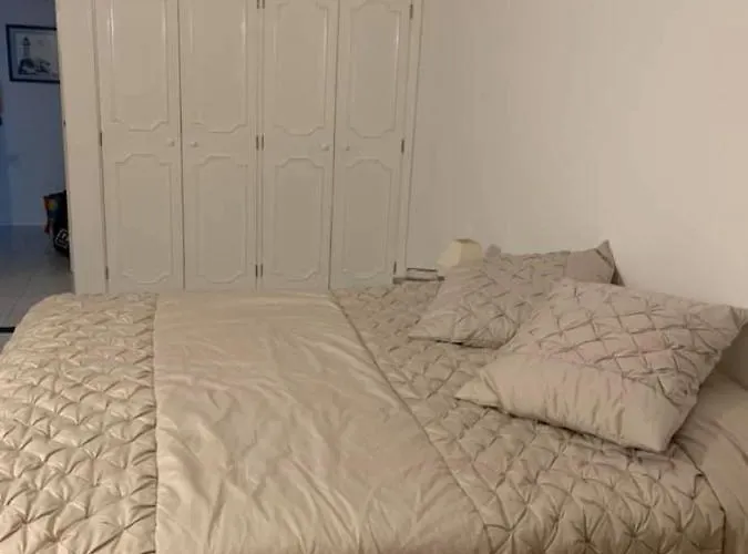 Salgados And Relax 公寓 吉亚